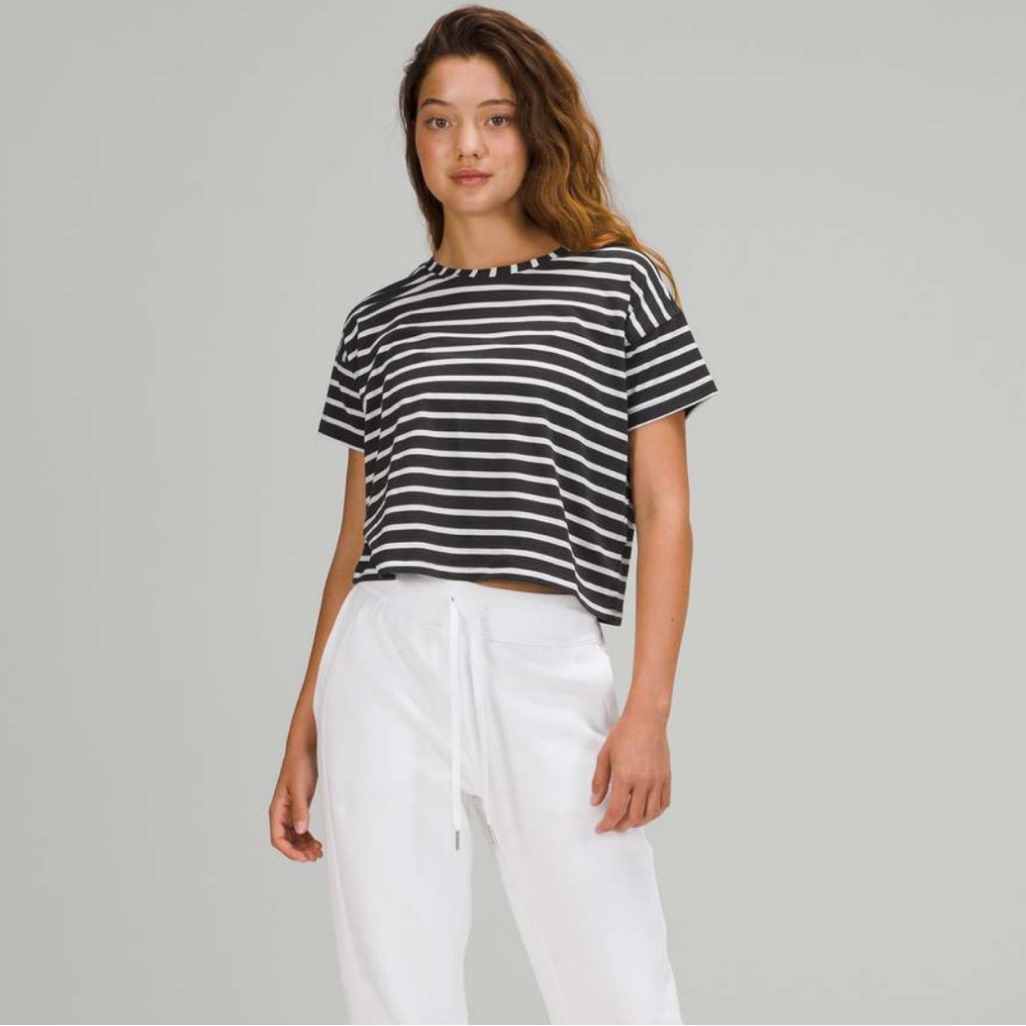 New Lululemon "Cates" Yachtie Stripes Tee